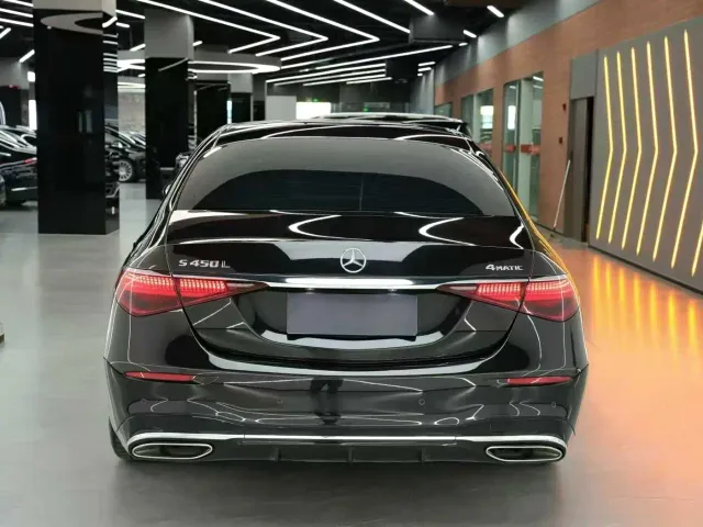 Mercedes-Benz S-Class — Фото автомобиля 4