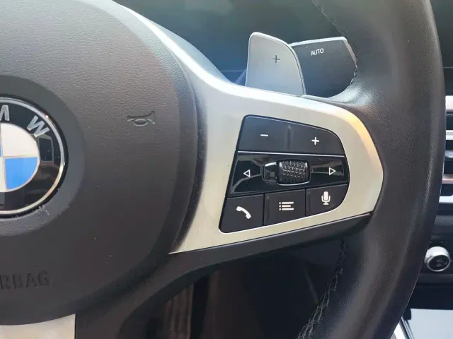 BMW 3 Series — Фото автомобиля 8