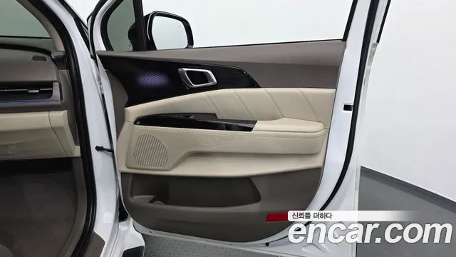 Kia Carnival 4th Gen — Фото автомобиля 14