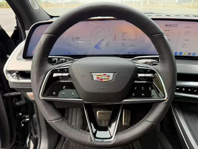 Cadillac XT5 — Фото автомобиля 6