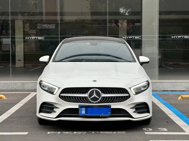 Mercedes-Benz A-Class — Фото автомобиля 2