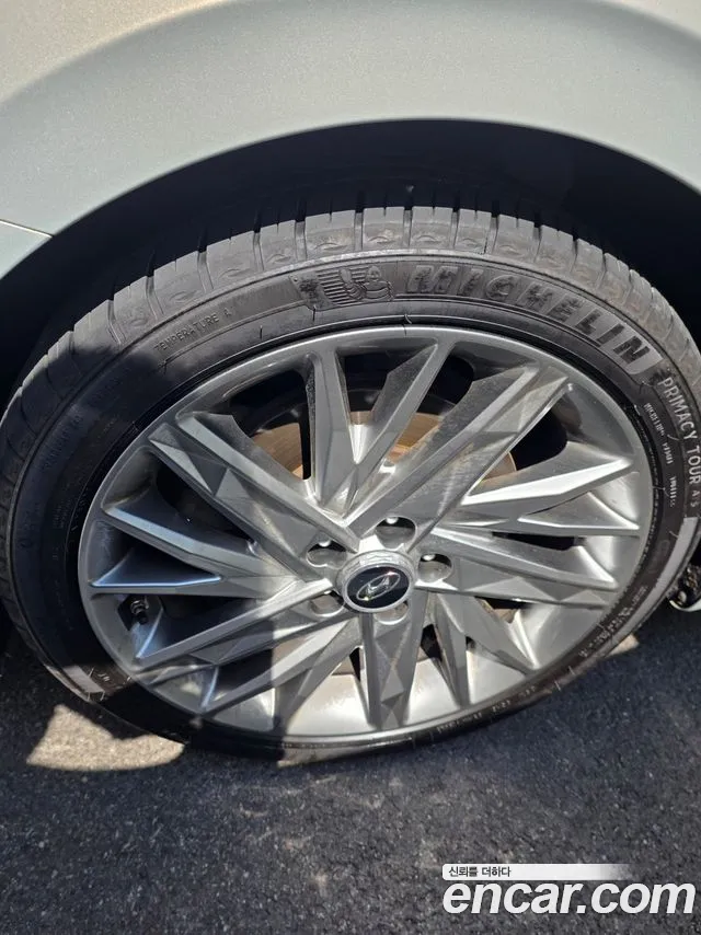 Hyundai Grandeur Grandeur (New) — Фото автомобиля 15