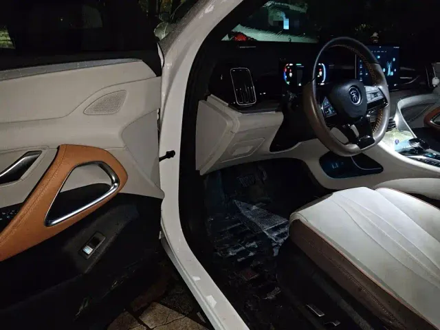 BYD Song Pro — Фото автомобиля 12