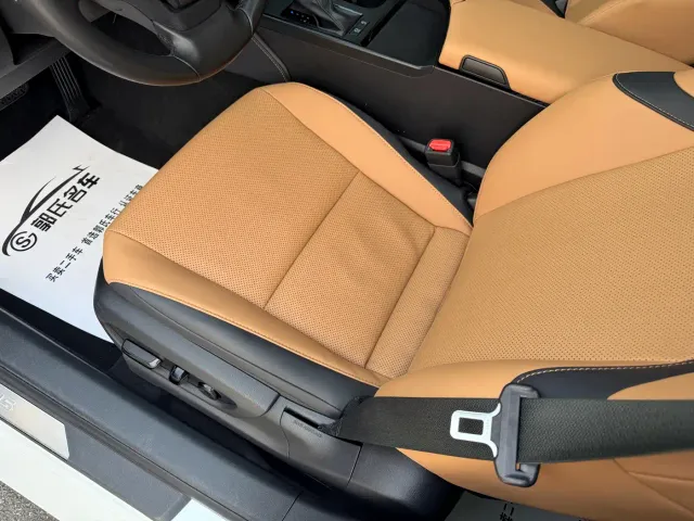 Lexus ES — Фото автомобиля 12