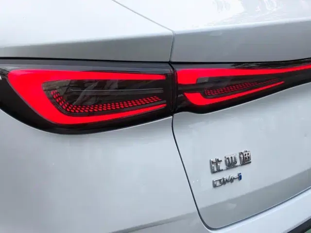 BYD Seal 06 — Фото автомобиля 14