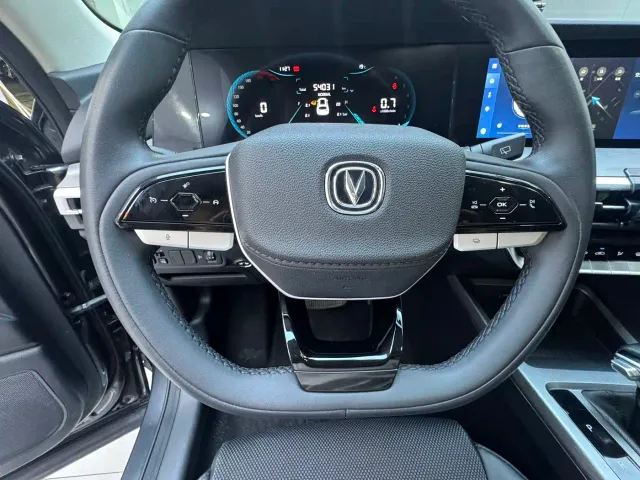 Changan CS35 Plus — Фото автомобиля 21