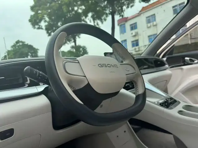 Geely Starry Wish — Фото автомобиля 5