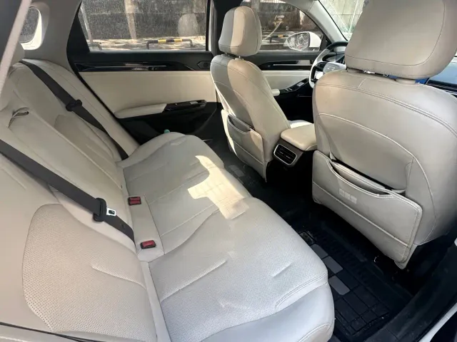 Geely Galaxy L6 — Фото автомобиля 11