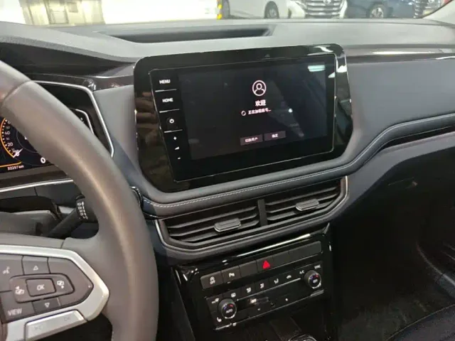 Volkswagen Tharu — Фото автомобиля 12