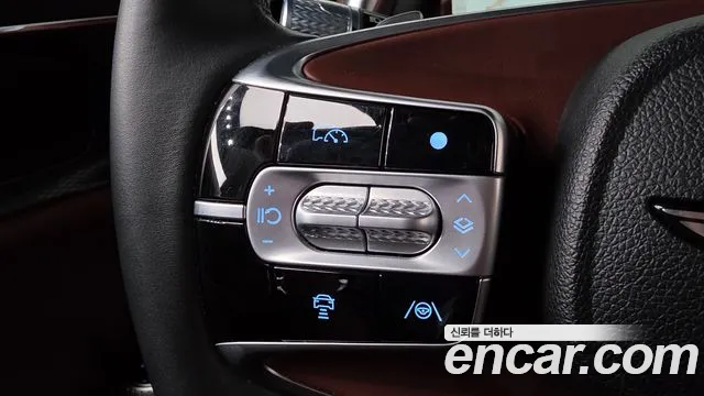 Genesis G90 Бензин 3.5 турбо AWD — Фото автомобиля 14