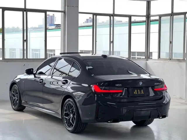 BMW 3 Series — Фото автомобиля 5