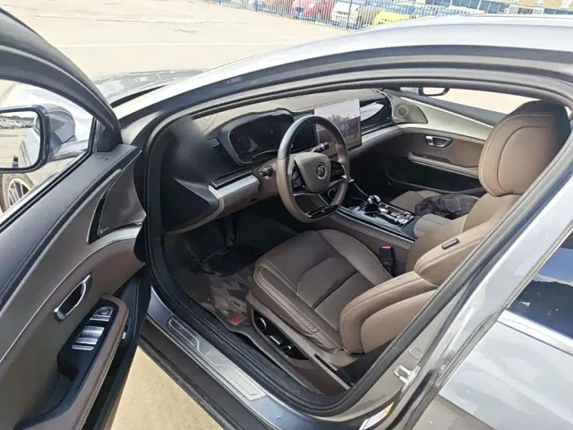 BYD Han — Фото автомобиля 15