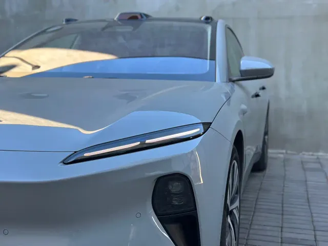 Nio ET5 — Фото автомобиля 10