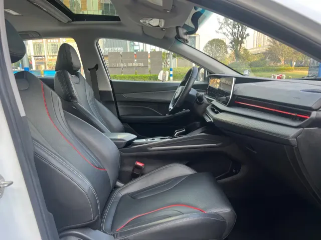 Geely Binrui — Фото автомобиля 13