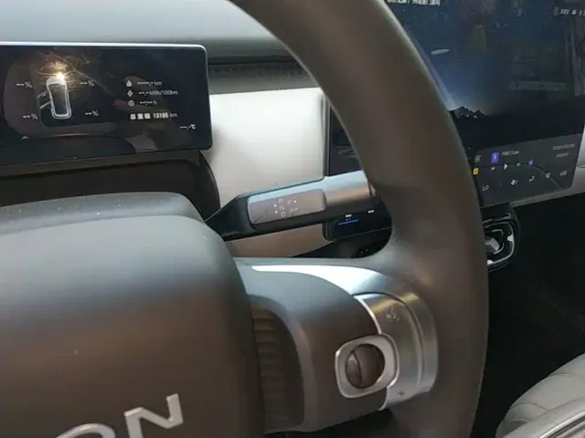 GAC Aion UT — Фото автомобиля 13