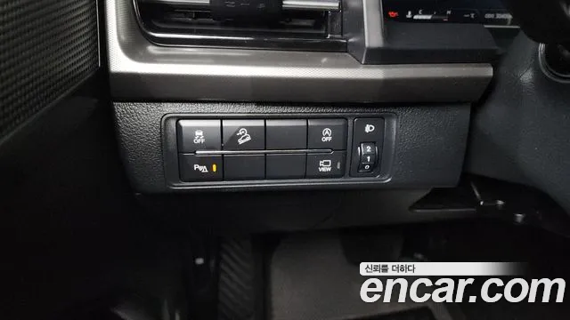 KG_Mobility_Ssangyong Rexton Новый Rexton Sport Khan Дизель 2.2 4WD — Фото автомобиля 17