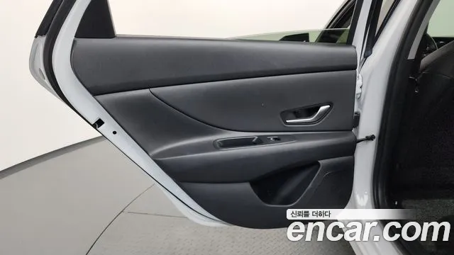 Hyundai Avante CN7 — Фото автомобиля 25