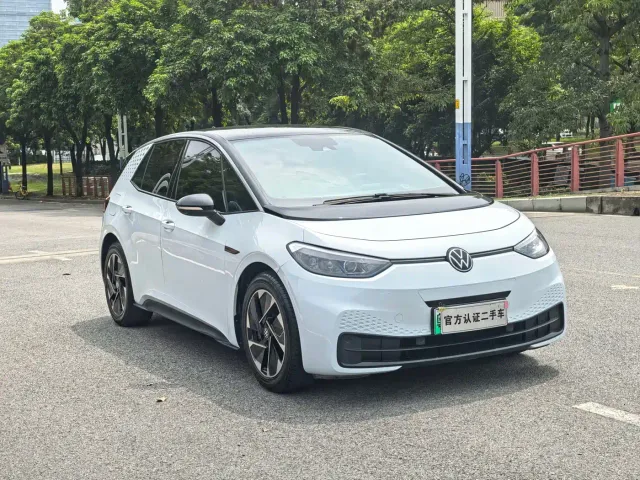 Volkswagen ID.3 — Фото автомобиля 3