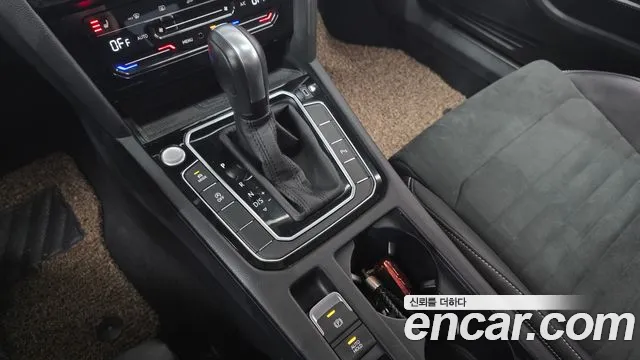 Volkswagen Passat Passat GT(B8) 2.0 TDI Premium — Фото автомобиля 9