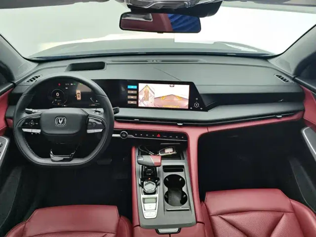 Changan CS75 Plus — Фото автомобиля 12