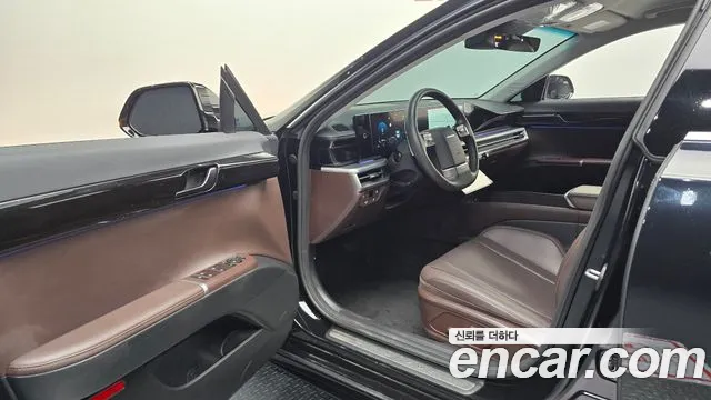 Hyundai Grandeur GN7 — Фото автомобиля 10