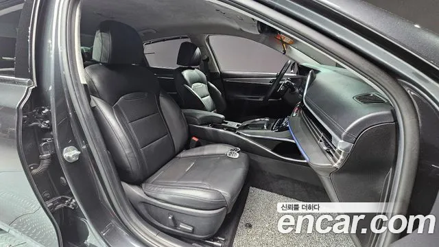 Hyundai Grandeur Новый Grandeur IG — Фото автомобиля 10
