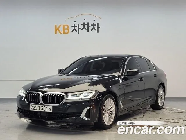 Фотография автомобиля — BMW 5 Series G30