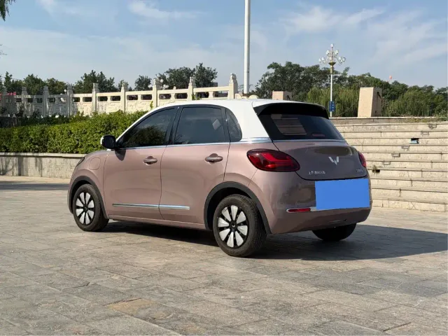 Wuling Bingo — Фото автомобиля 6