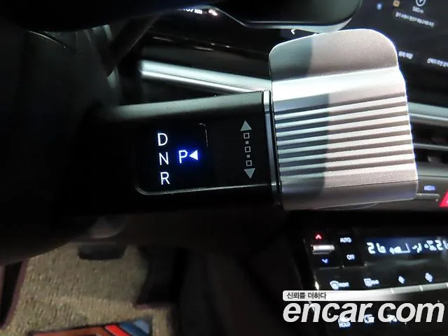 Hyundai Grandeur GN7 — Фото автомобиля 12