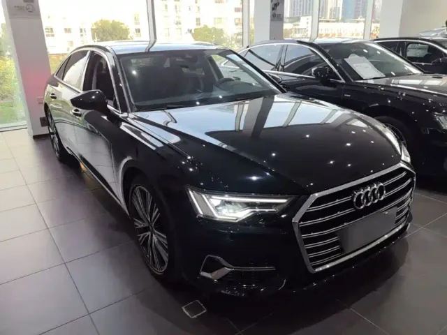 Audi A6L — Фото автомобиля 3