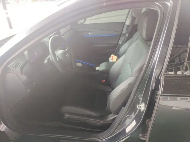 Honda Accord — Фото автомобиля 10