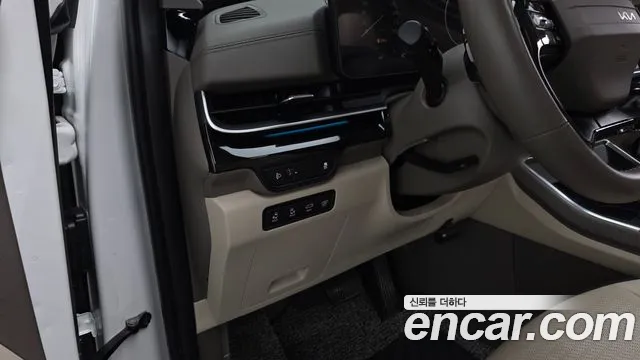 Kia Carnival 4th Gen — Фото автомобиля 13