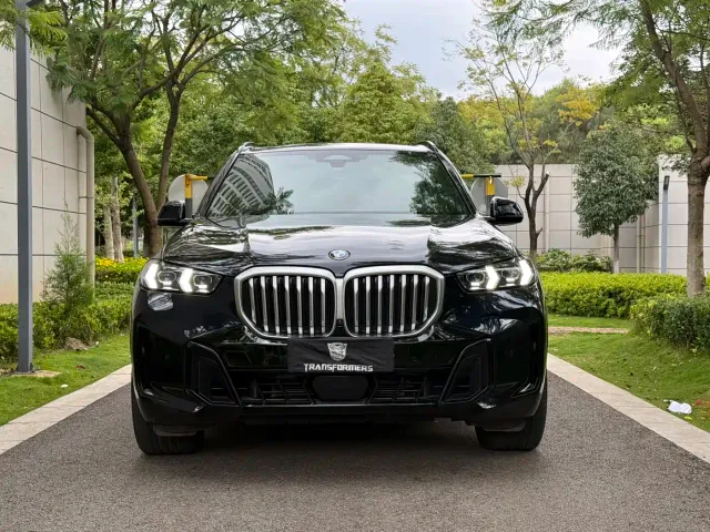 BMW X5 — Фото автомобиля 3