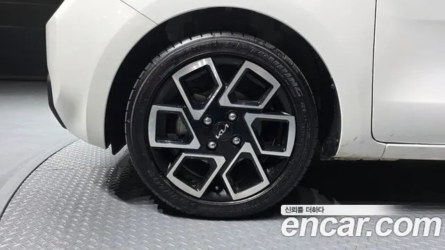 Kia RAY Новый Kia Ray Signature — Фото автомобиля 5