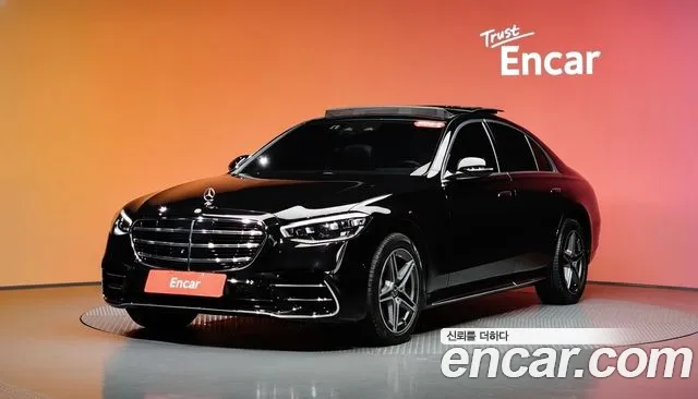 Фотография автомобиля — Mercedes-Benz S-Class