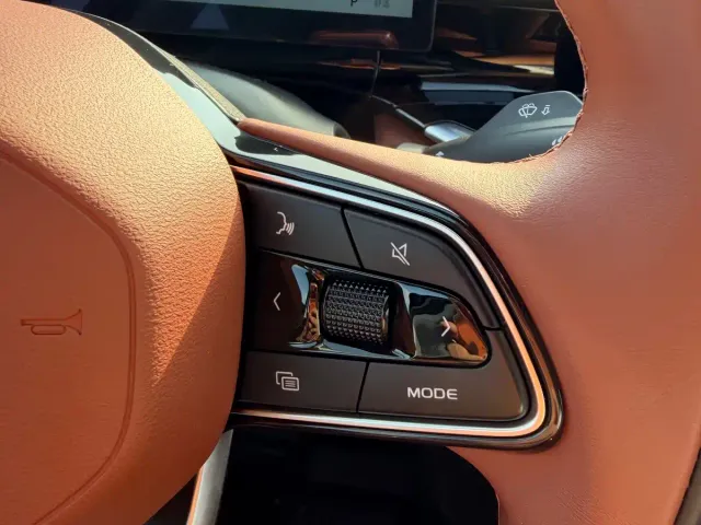 Geely Emgrand — Фото автомобиля 14