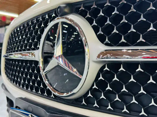 Mercedes-Benz C-Class — Фото автомобиля 7