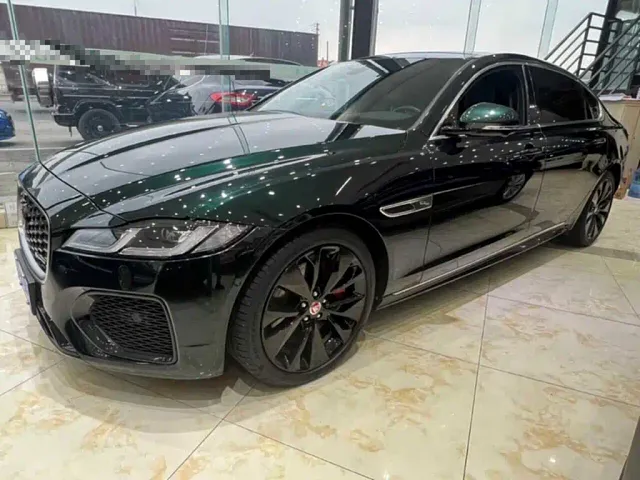 Фотография автомобиля — Jaguar XFL