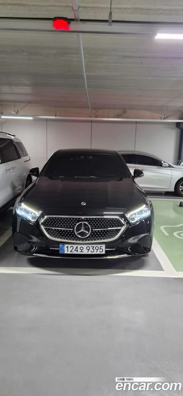 Фотография автомобиля — Mercedes-Benz E-Class W214