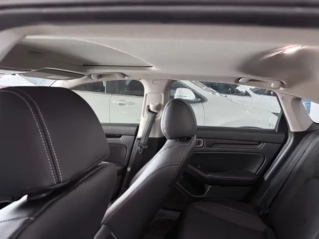Honda Integra 2022 240TURBO CVT Premium Edition — Фото автомобиля 11