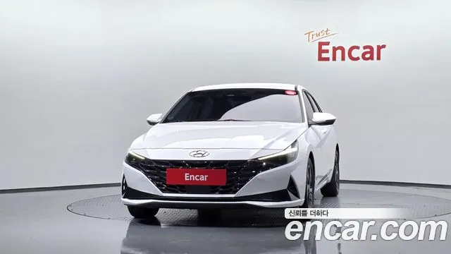 Hyundai AVANTE Smart — Фото автомобиля 3