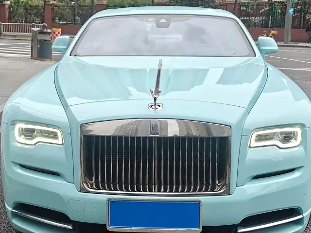 Rolls-Royce Wraith — Фото автомобиля 2