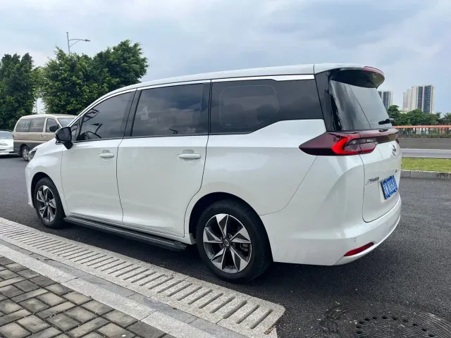 GAC Trumpchi M6 — Фото автомобиля 7