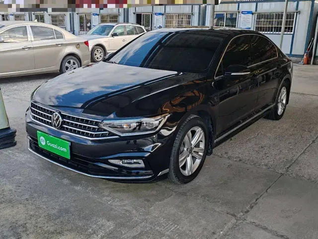 Фотография автомобиля — Volkswagen Magotan