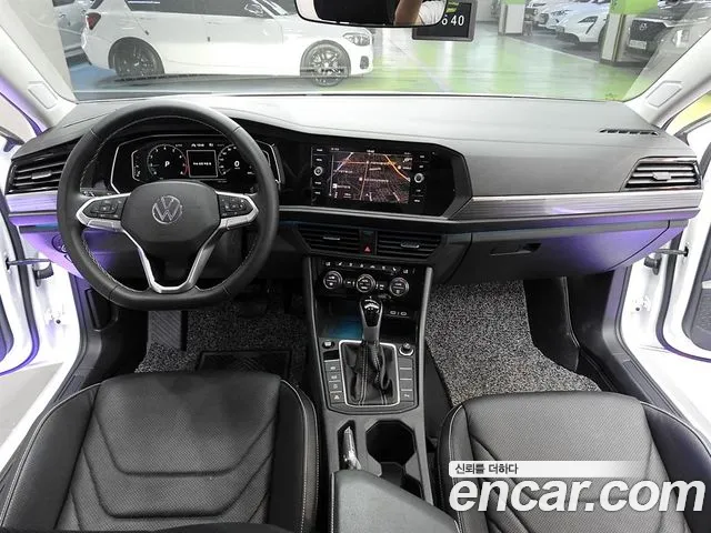 Volkswagen Jetta — Фото автомобиля 7