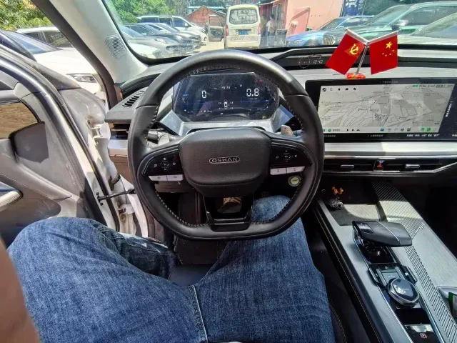 Changan Z6 — Фото автомобиля 14