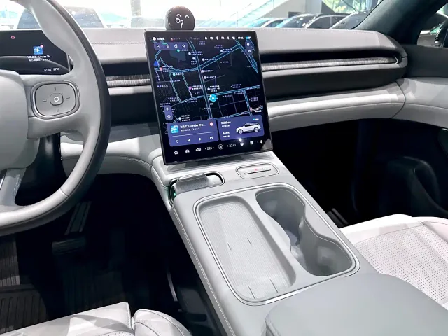 Nio ES6 — Фото автомобиля 20