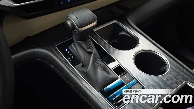 Toyota Sienna — Фото автомобиля 9