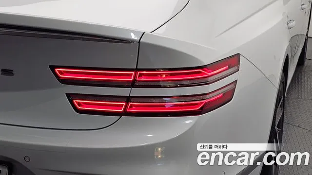Genesis G80 RG3 — Фото автомобиля 8