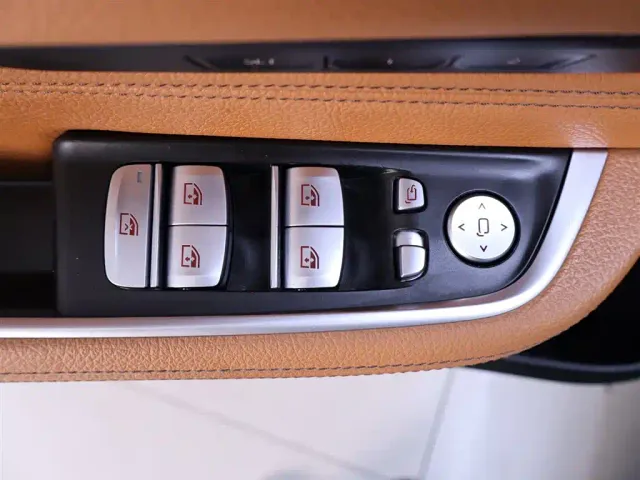 BMW 6 Series Gran Turismo — Фото автомобиля 17